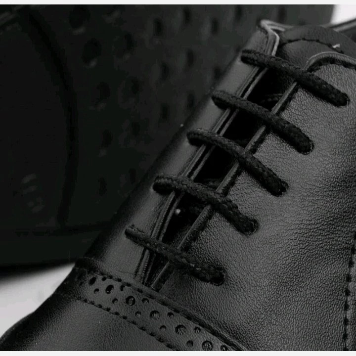 کفش چرم مردانه رسمی و مجلسی مدل بارسلون